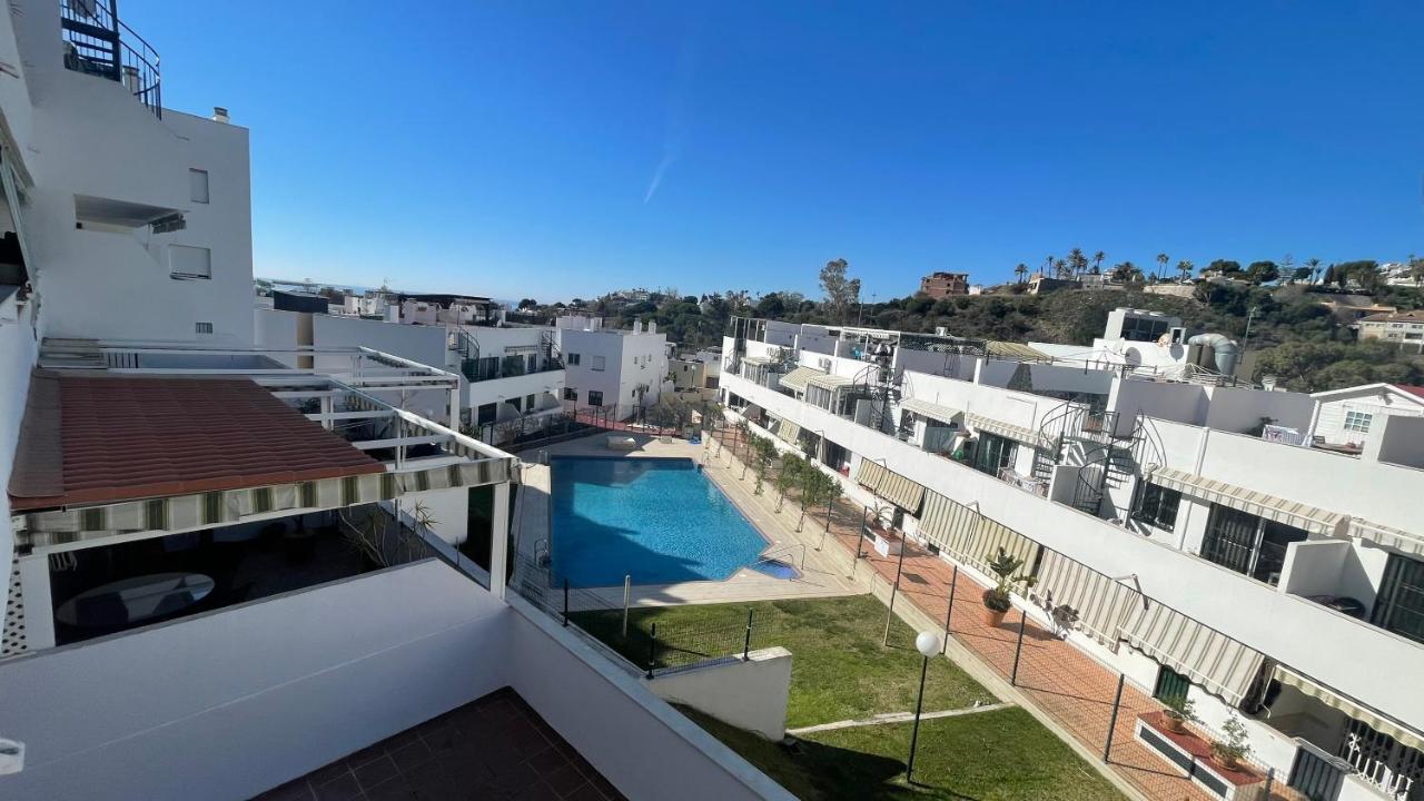 Apartamento Con Vista A La Piscina Apartment Benalmadena Exterior photo